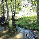 Vikendica Orange House