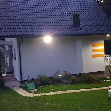 Orange House Vikendica