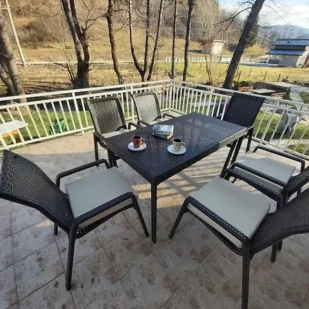 Vikendica Orange House Trnovo